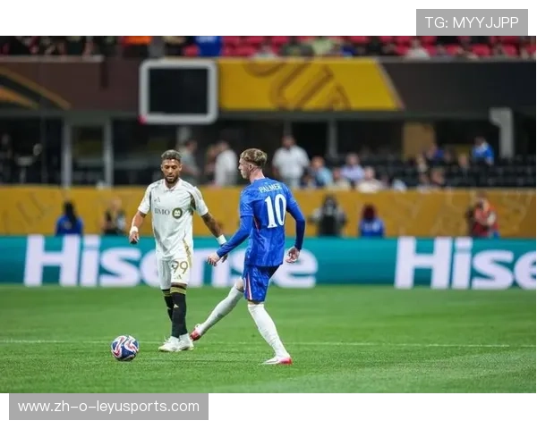 切尔西边路突破连过数人后精准传中成助攻